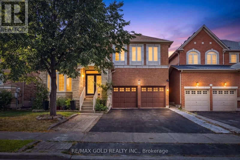 50 Northface Crescent, Brampton (Sandringham-Wellington), Ontario, L6R2Y2, Brampton (Sandringham-Wellington), Ontario — photo 1 of 5