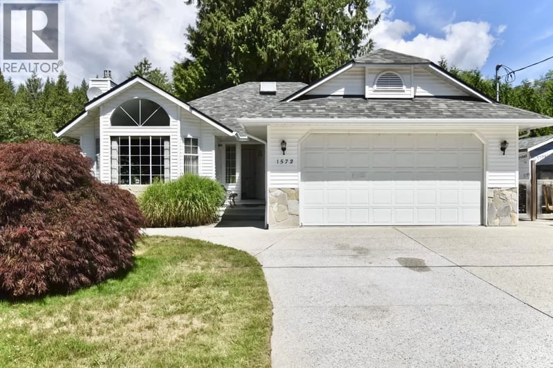1572 LARCHBERRY Way, Gibsons, British Columbia, V0N1V5, Gibsons, British Columbia — photo 1 of 5