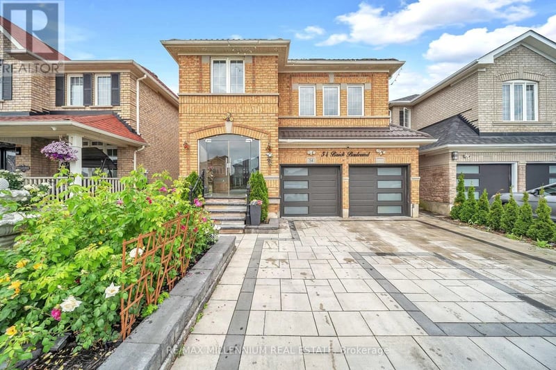 54 Buick Boulevard, Brampton (Fletcher's Meadow), Ontario, L7A3X7, Brampton (Fletcher's Meadow), Ontario — photo 1 of 5
