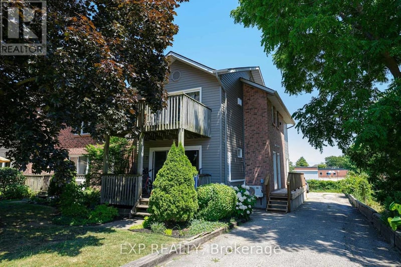 #8 18 Sauble River Road, Lambton Shores (Grand Bend), Ontario, N0M1T0, Lambton Shores (Grand Bend), Ontario — photo 1 of 5