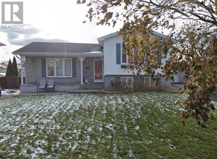 810 Chelsea Crescent, Cornwall, Ontario, K6H6Y4, Cornwall, Ontario — photo 1 of 2