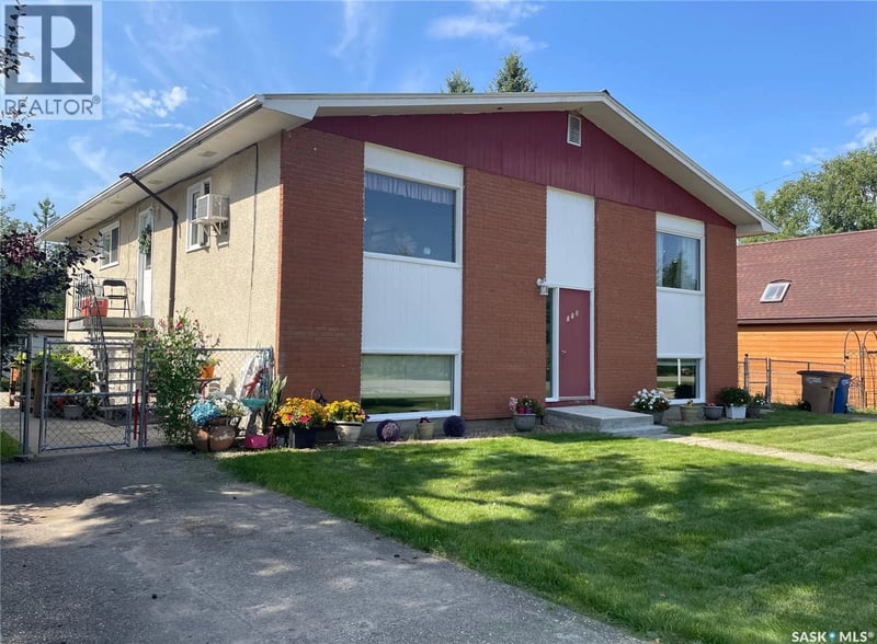 110 7th AVENUE S, Big River, Saskatchewan, S0J0E0, Big River, Saskatchewan — photo 1 of 5