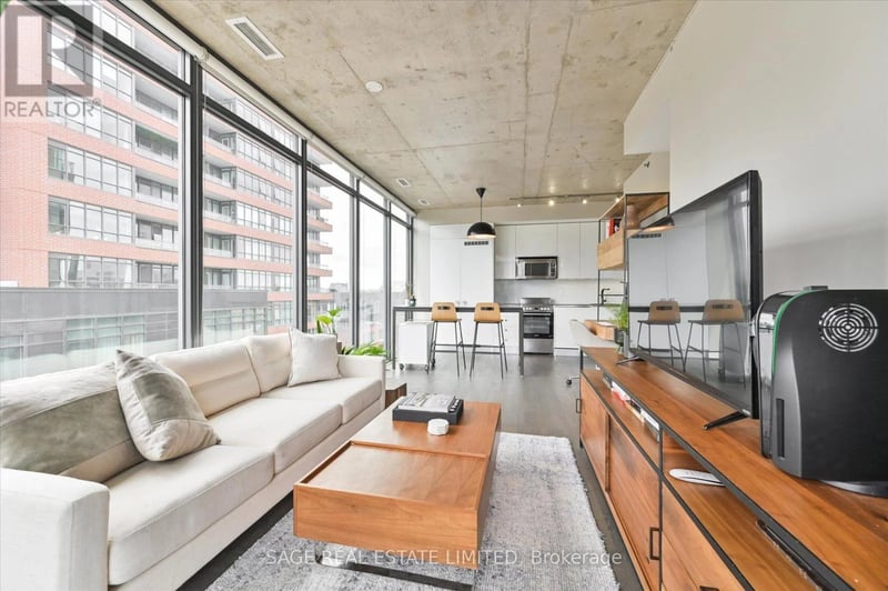 #706 8 Dovercourt Road, Toronto (Little Portugal), Ontario, M6J0B6, Toronto (Little Portugal), Ontario — photo 1 of 5