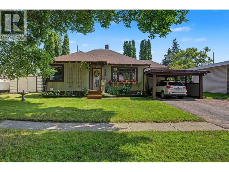 1450 FIR Street, Prince George, British Columbia, V2L1E3, Prince George, British Columbia — photo 1 of 5
