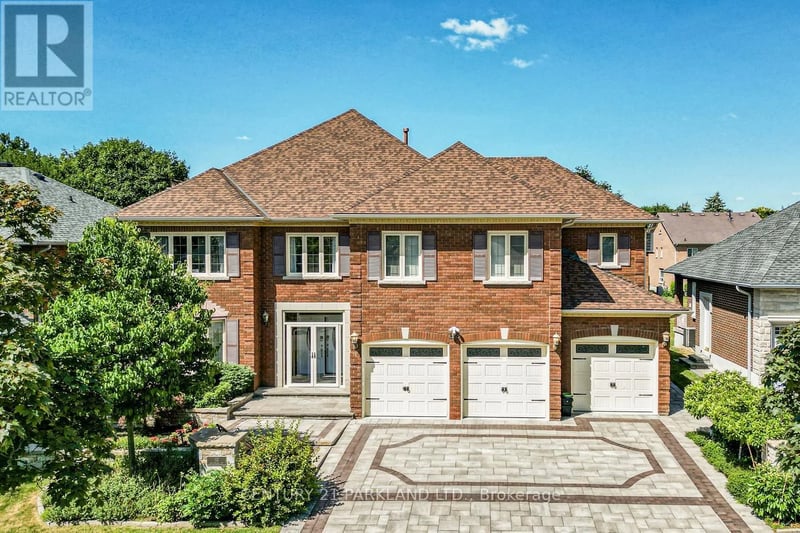112 Strathearn Avenue, Richmond Hill (Bayview Hill), Ontario, L4B2L2, Richmond Hill (Bayview Hill), Ontario — photo 1 of 5