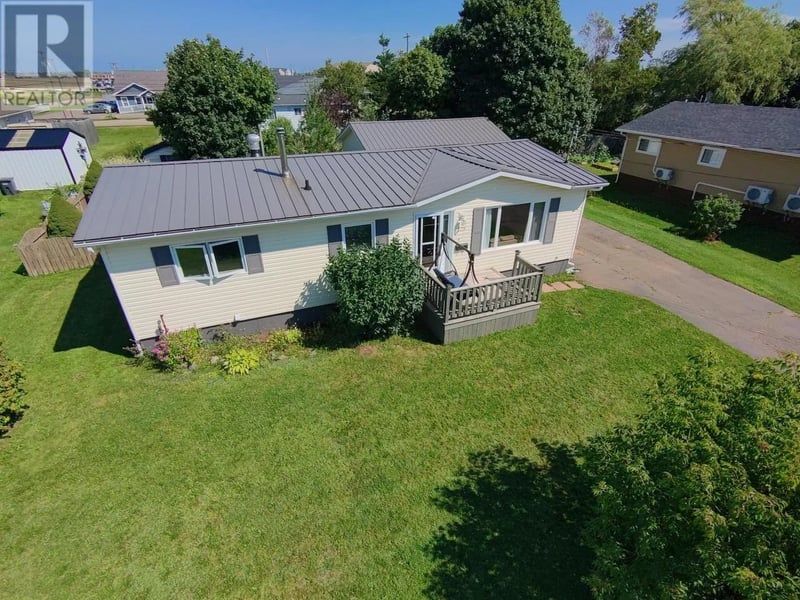 125 CRAIG Avenue, Summerside, Prince Edward Island, C1N4Y5, Summerside, Prince Edward Island — photo 1 of 5