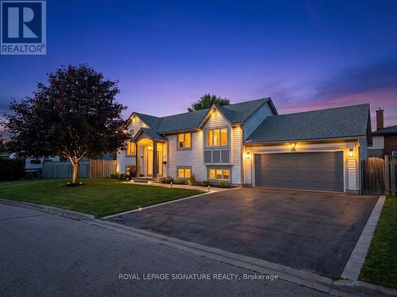 6 Stanmary Drive, St. Catharines (Fairview), Ontario, L2N5T4, St. Catharines (Fairview), Ontario — photo 1 of 5
