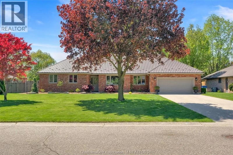 27 Cramar Crescent, Chatham, Ontario, N7M6G3, Chatham, Ontario — photo 1 of 5