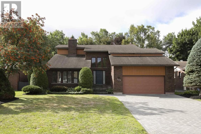 109 Greenview LN, Sault Ste. Marie, Ontario, P6A1L1, Sault Ste. Marie, Ontario — photo 1 of 5