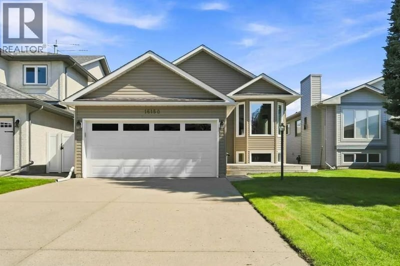 16150 Shawbrooke Road Southwest, Calgary, Alberta, T2Y3B3, Calgary, Alberta — photo 1 of 5