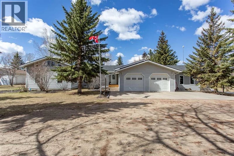 606 Pigeon Close, Pelican Point, Alberta, T0B0H0, Pelican Point, Alberta — photo 1 of 5