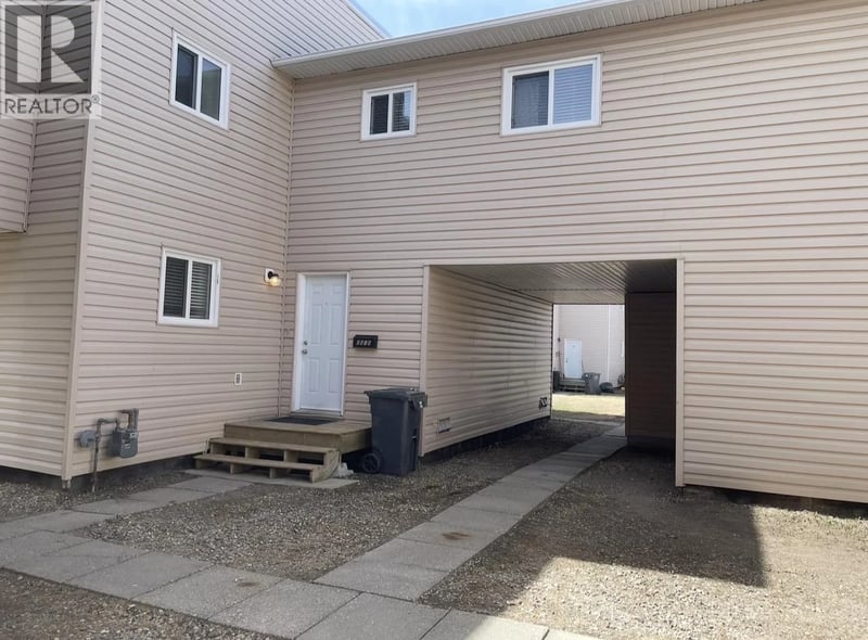 8818 101 Avenue, Fort St. John, British Columbia, V1J5G2, Fort St. John, British Columbia — photo 1 of 5