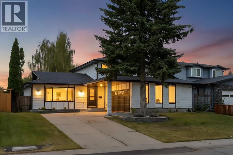 816 Lake Ontario Drive Southeast, Calgary, Alberta, T2J3J9, Calgary, Alberta — photo 1 of 5