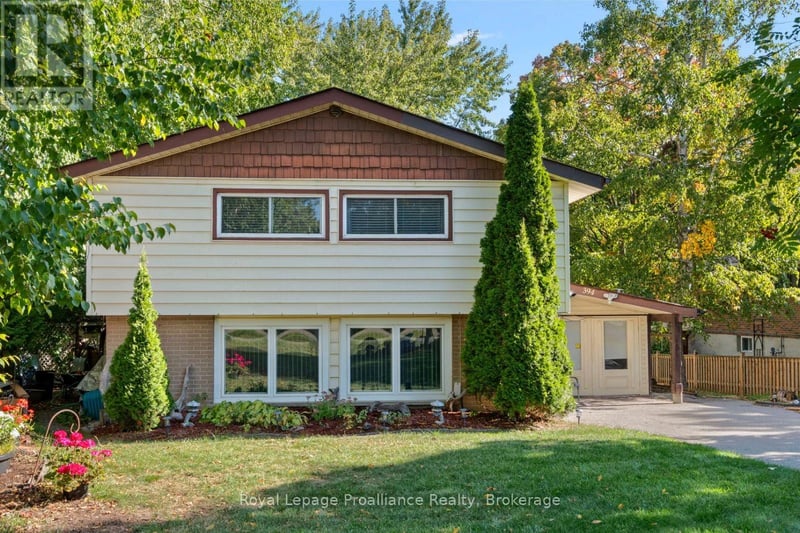 394 Sunset Boulevard, Clarington (Newcastle), Ontario, L1B1C8, Clarington (Newcastle), Ontario — photo 1 of 5