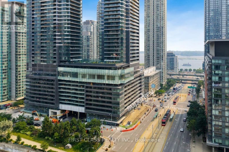 #728W 3 Concord Cityplace Way, Toronto (Waterfront Communities), Ontario, M5V0X4, Toronto (Waterfront Communities), Ontario — photo 1 of 5