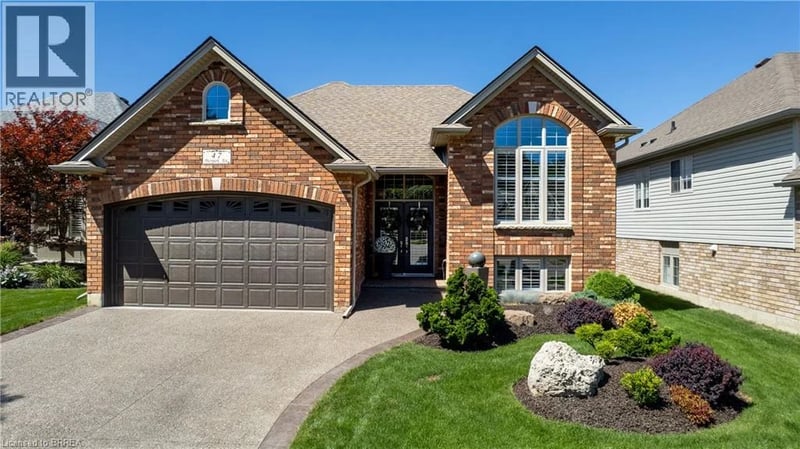 47 DEERPARK Avenue, Brantford, Ontario, N3R8B1, Brantford, Ontario — photo 1 of 5