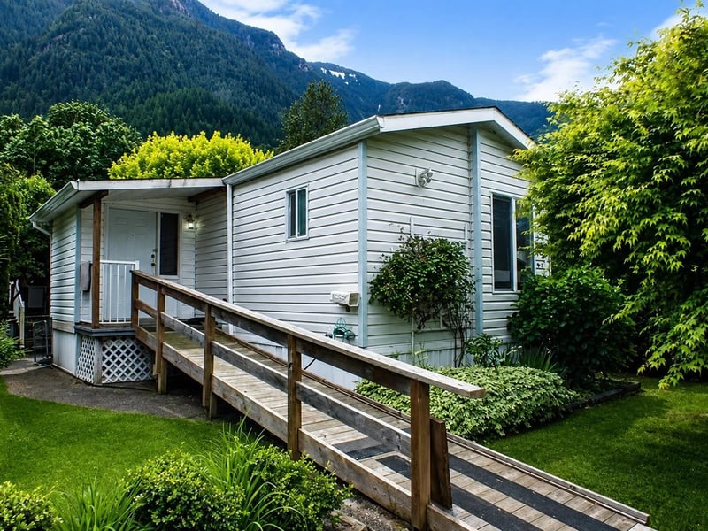 42, 62790 FLOOD HOPE Road, Hope, British Columbia, V0X1L2, Hope, British Columbia — photo 1 of 5