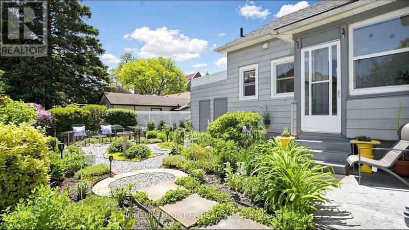 81 Richmond Street, Brantford, Ontario, N3T3Y7, Brantford, Ontario — photo 1 of 5