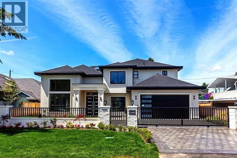 10820 DENNIS Crescent, Richmond, British Columbia, V7A3S1, Richmond, British Columbia — photo 1 of 5