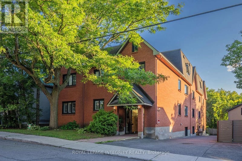 #103 222 Russell Avenue, Ottawa, Ontario, K1N7X5, Ottawa, Ontario — photo 1 of 5