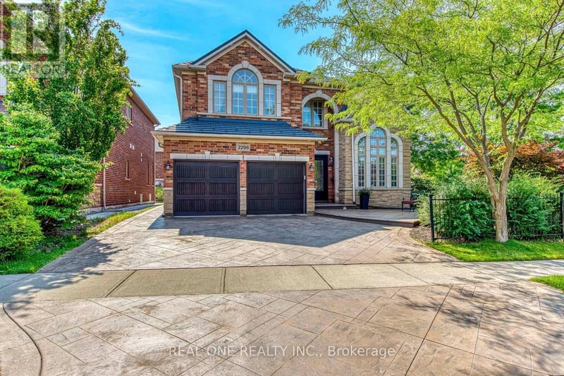 2298 Salcome Drive, Oakville (JC Joshua Creek), Ontario, L6H7N2, Oakville (JC Joshua Creek), Ontario — photo 1 of 5