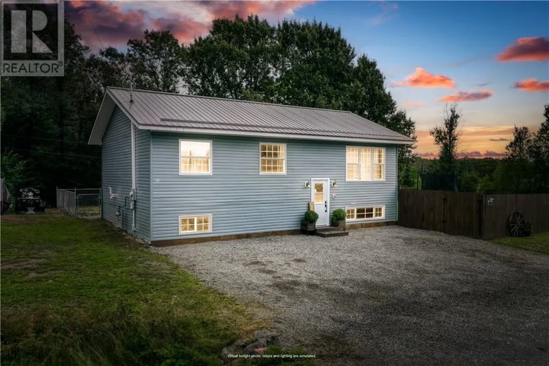 29 Pioneer Street W, Markstay, Ontario, P0M2G0, Markstay, Ontario — photo 1 of 5