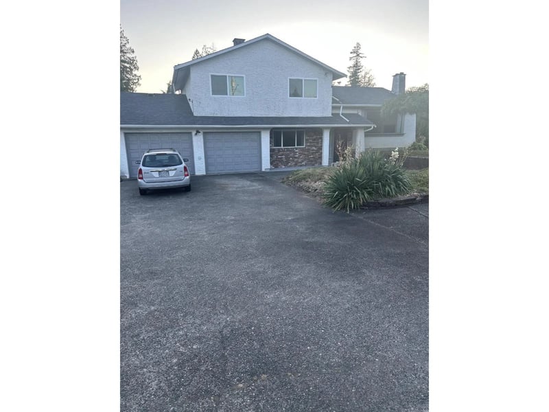 10635 160 Street, Surrey, British Columbia, V4N1L6, Surrey, British Columbia — photo 1 of 5