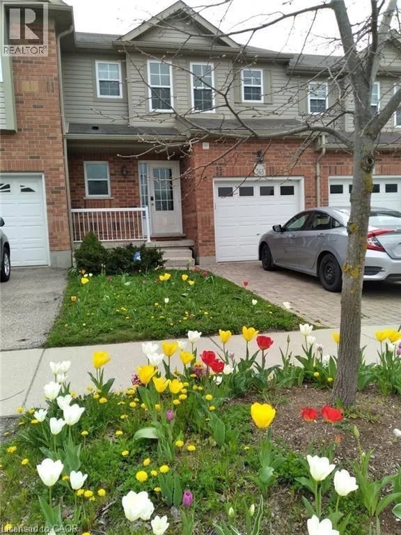 563 CHABLIS Drive, Waterloo, Ontario, N2T2Y7, Waterloo, Ontario — photo 1 of 5
