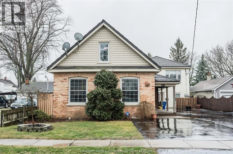 26 Kendall Street, Chatham, Ontario, N7M2X5, Chatham, Ontario — photo 1 of 5