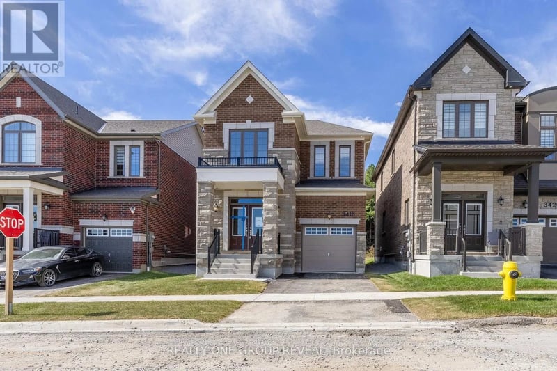 3418 Deepglade Path, Pickering, Ontario, L1X0J2, Pickering, Ontario — photo 1 of 5