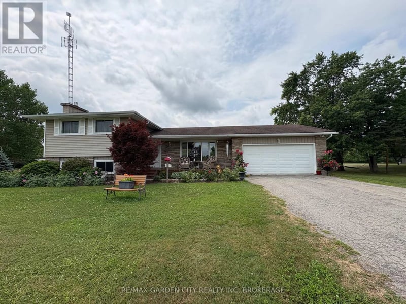 147 CAIRNS Crescent, Fort Erie (Bowen), Ontario, L2A5M4, Fort Erie (Bowen), Ontario — photo 1 of 5