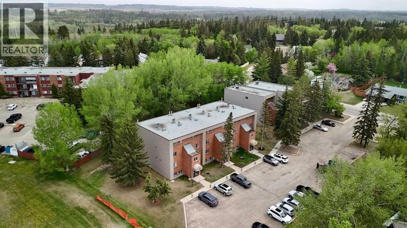 80 Piper Drive, Red Deer, Alberta, T4P1H8, Red Deer, Alberta — photo 1 of 5
