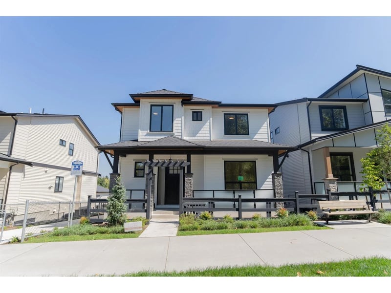 7750 196 Street, Langley, British Columbia, V2Y3V4, Langley, British Columbia — photo 1 of 5