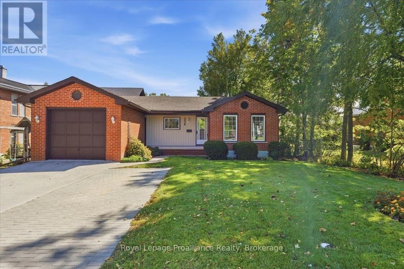 224 Dundas Street West, Greater Napanee (Greater Napanee), Ontario, K7R2A8, Greater Napanee (Greater Napanee), Ontario — photo 1 of 5