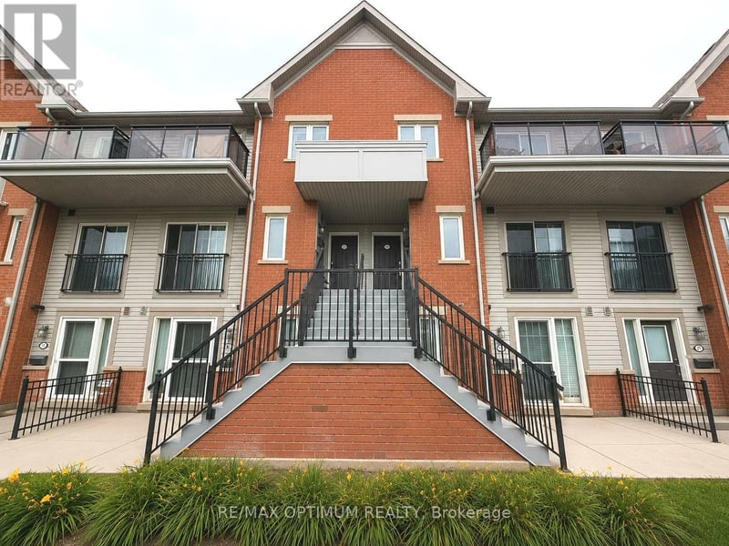 #17 4620 Guildwood Way, Mississauga (Hurontario), Ontario, L5R4H5, Mississauga (Hurontario), Ontario — photo 1 of 5