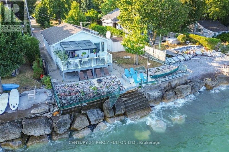 135 Cedar Crest Beach Road, Clarington (Bowmanville), Ontario, L1C3K3, Clarington (Bowmanville), Ontario — photo 1 of 5