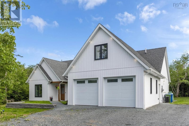 37 Amac Lane, Hatchet Lake, Nova Scotia, B3T0H2, Hatchet Lake, Nova Scotia — photo 1 of 5