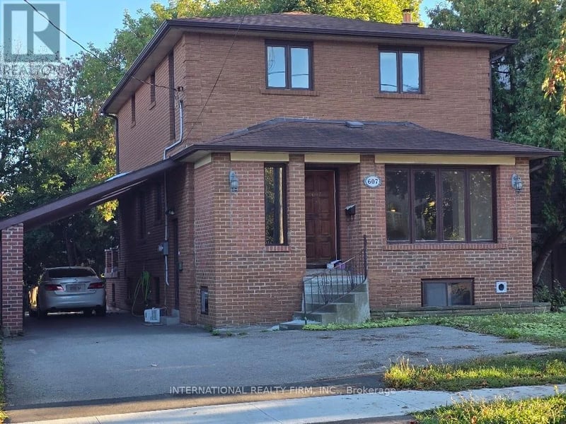 607 Coldstream Avenue, Toronto (Englemount-Lawrence), Ontario, M6B2L1, Toronto (Englemount-Lawrence), Ontario — photo 1 of 5