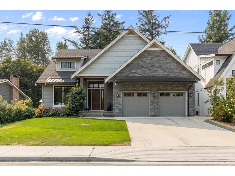 6957 CENTENNIAL Drive, Chilliwack, British Columbia, V2R1J7, Chilliwack, British Columbia — photo 1 of 5