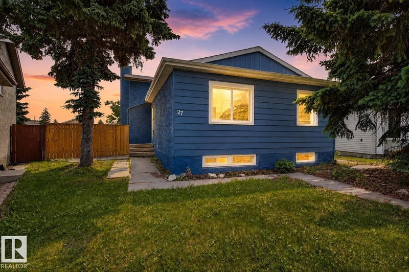 27 KINISKI CR NW, Edmonton, Alberta, T6L5E3, Edmonton, Alberta — photo 1 of 5