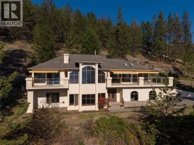 4632 Minto Street, Peachland, British Columbia, V0H1X4, Peachland, British Columbia — photo 1 of 5