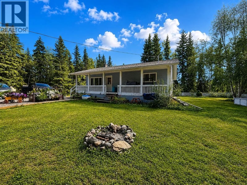 5137 CARMEN HILL Road, Vanderhoof, British Columbia, V0J3A1, Vanderhoof, British Columbia — photo 1 of 5