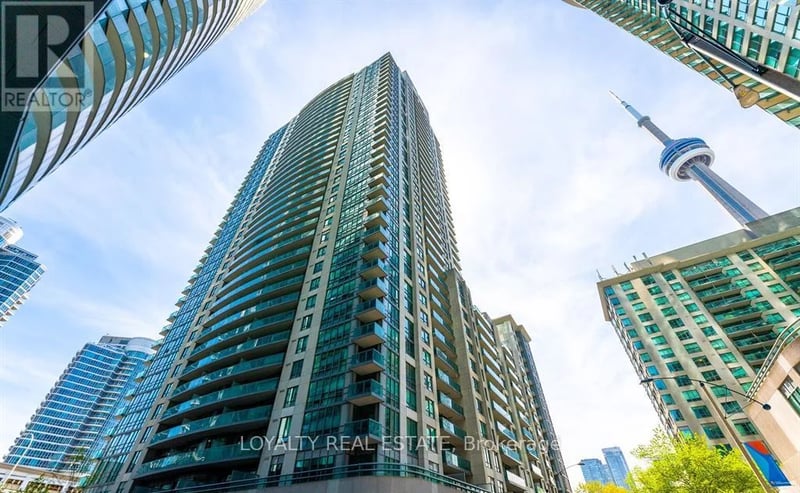 #309 19 Grand Trunk Crescent, Toronto (Waterfront Communities), Ontario, M5J3A3, Toronto (Waterfront Communities), Ontario — photo 1 of 5