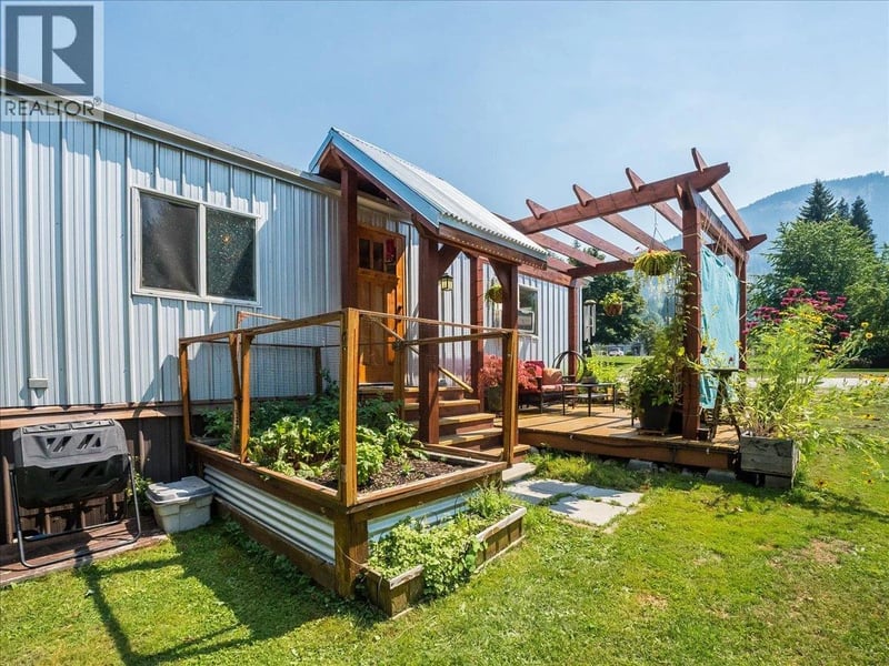 #18 2917 GEORAMA Road, Nelson, British Columbia, V1L6Y7, Nelson, British Columbia — photo 1 of 5