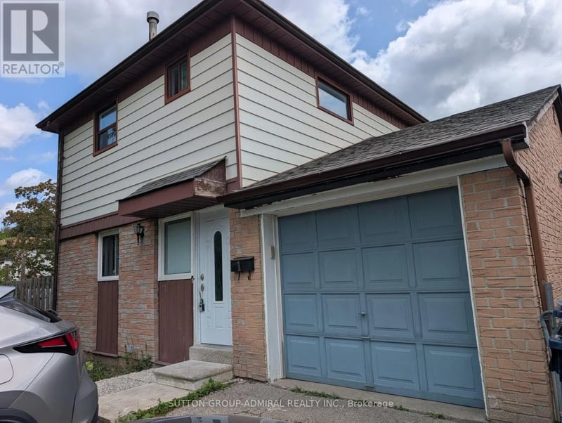 1 Damascus Drive, Toronto (West Humber-Clairville), Ontario, M9V4E9, Toronto (West Humber-Clairville), Ontario — photo 1 of 5