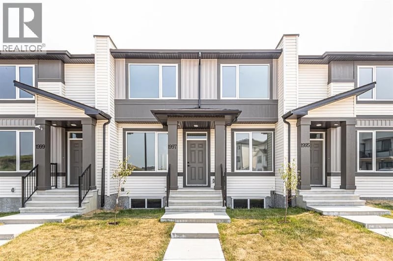 1997 McCaskill Drive, Crossfield, Alberta, T0M0S0, Crossfield, Alberta — photo 1 of 5