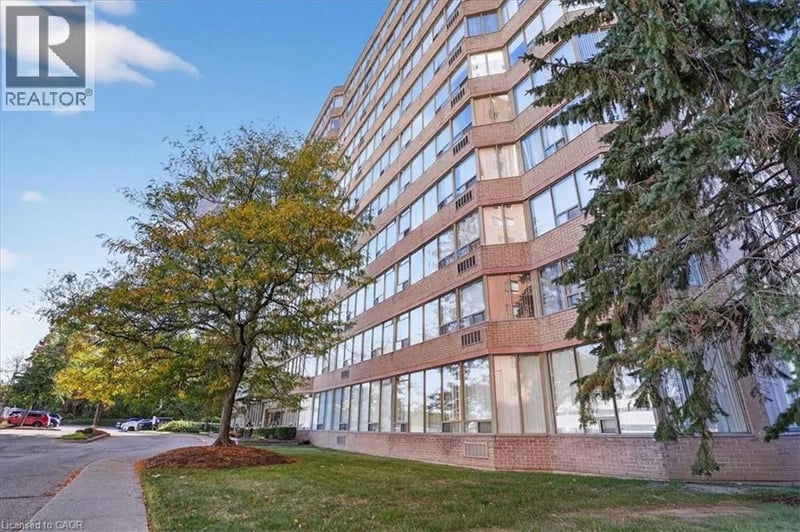 #506 3227 KING Street East, Kitchener, Ontario, N2A3Z9, Kitchener, Ontario — photo 1 of 5