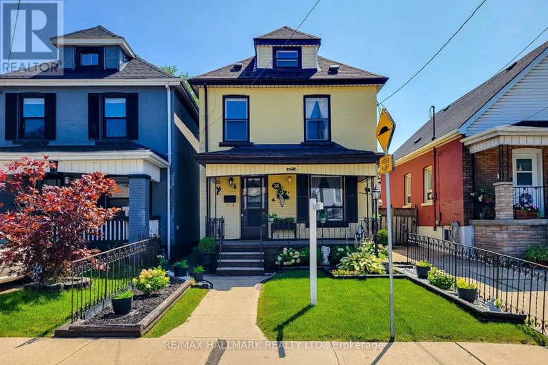 36 Dalkeith Avenue, Hamilton (Crown Point), Ontario, L8L3J2, Hamilton (Crown Point), Ontario — photo 1 of 5