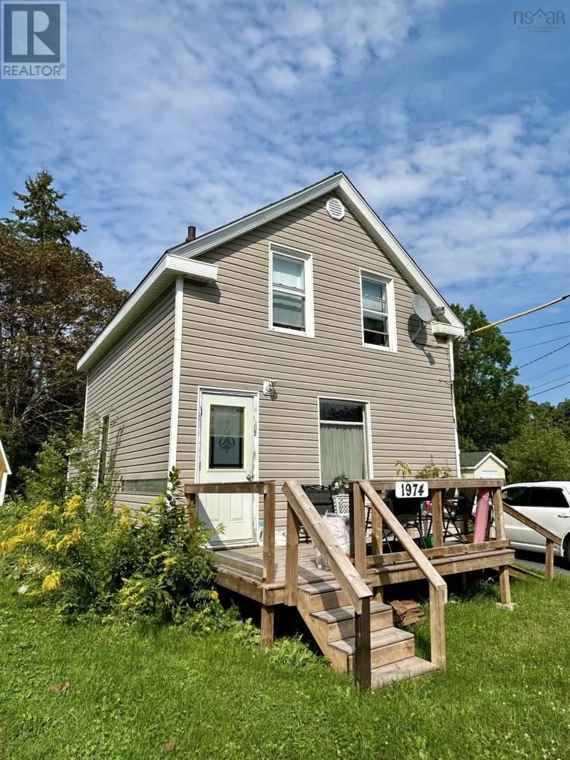 1974 College Street, Westville, Nova Scotia, B0K2A0, Westville, Nova Scotia — photo 1 of 5