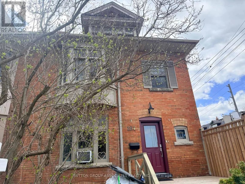 #Main 184 Madison Avenue, Toronto (Annex), Ontario, M5R2S5, Toronto (Annex), Ontario — photo 1 of 5